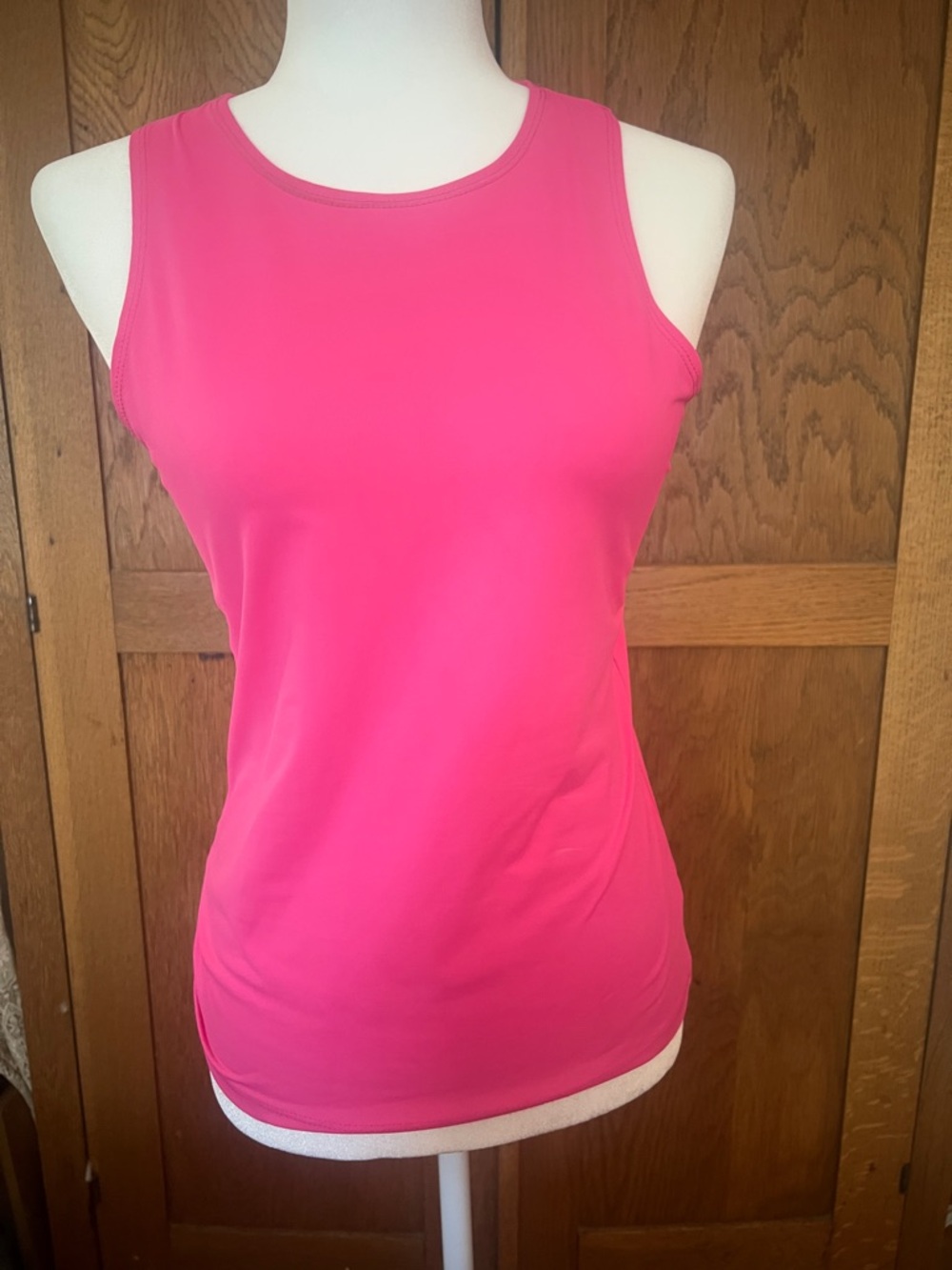 Women's Hot Pink Performance Tank Top